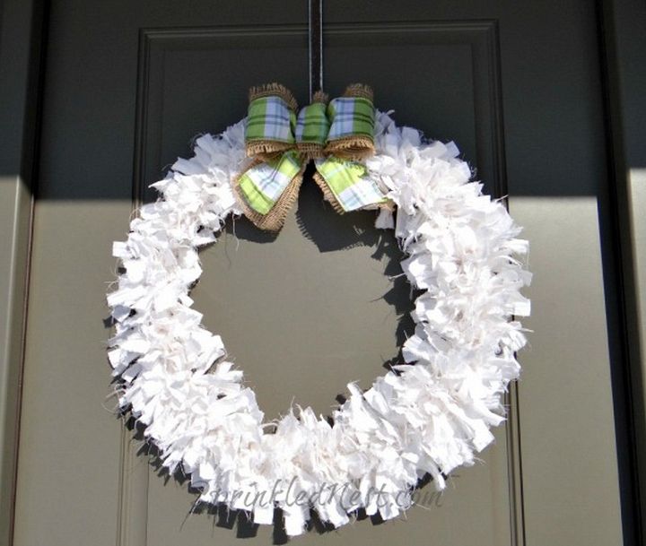 Simple DIY Rag Wreath With Burlap Bow
