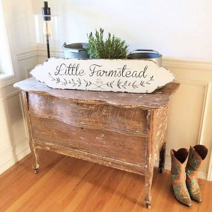 Vintage Farmhouse Style Sign