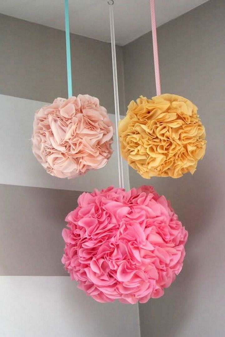 pom pom flower for hanging