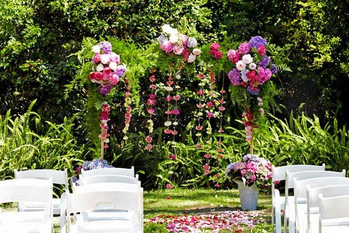 Build A Floral Wedding Arch