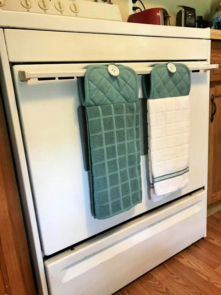 DIY Hanging Kitchen Towels