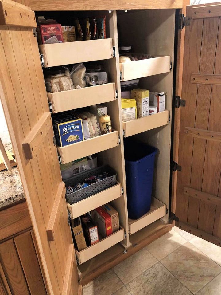 DIY Pull Out Pantry Shelves