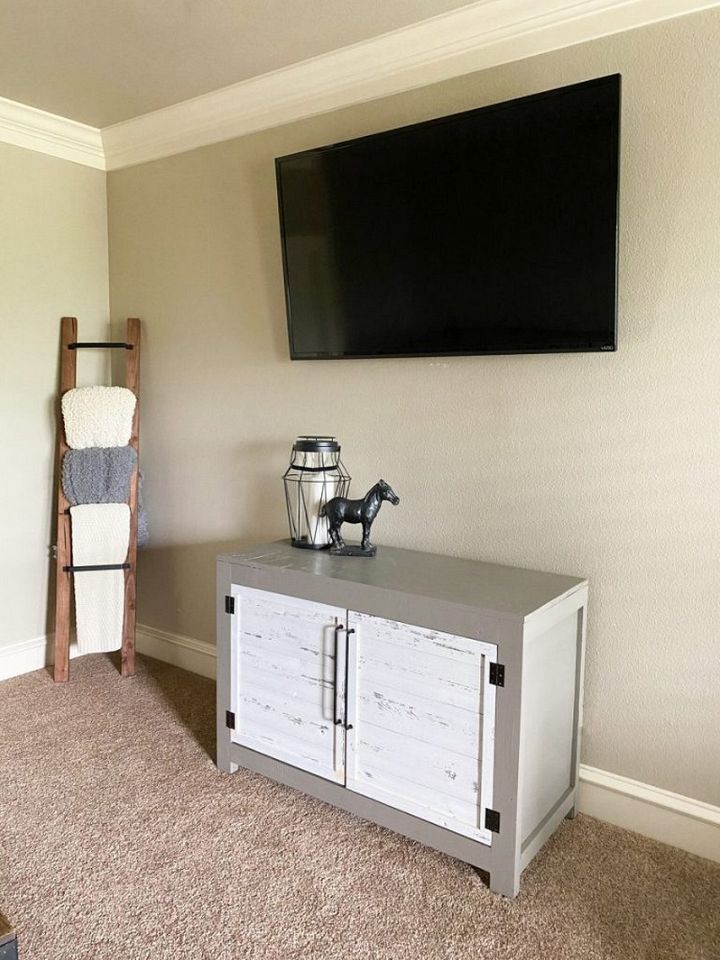 DIY TV Console