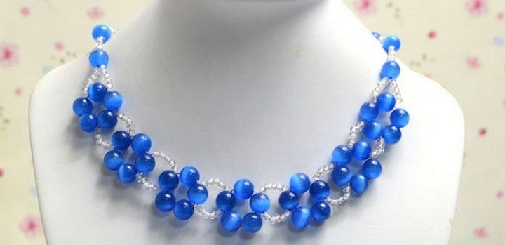 DIY a Simple Royal Blue Beaded Necklace