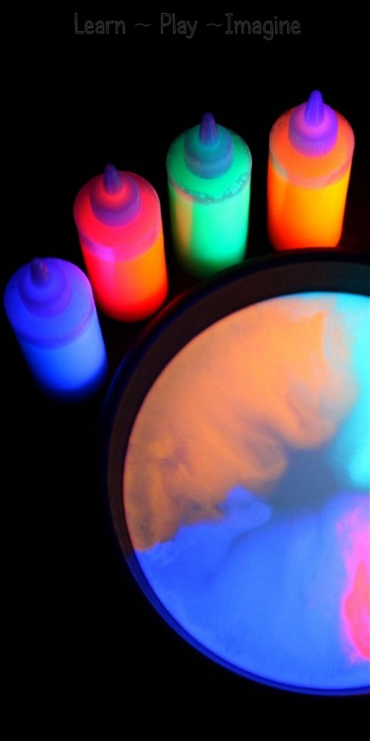 Glowing Magic Milk Experiment