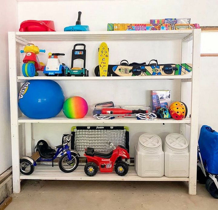 Super Easy DIY 2x4 Garage Shelving