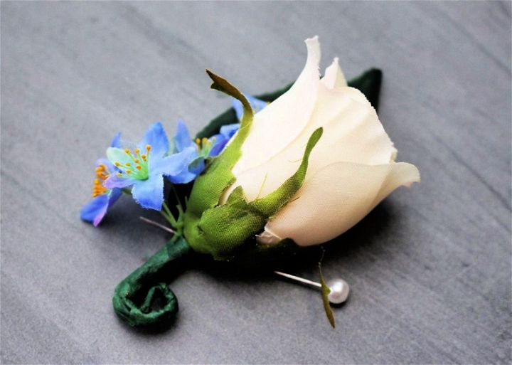 DIY Boutonniere For Dad On Fathers Day