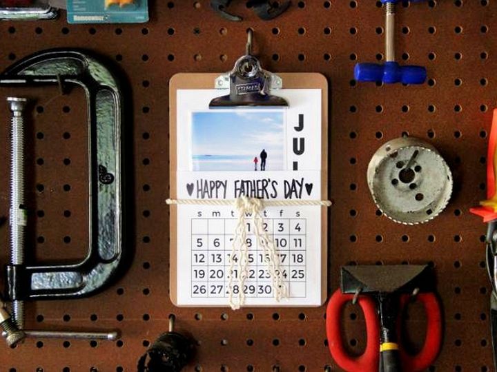 DIY Fathers Day Calendar