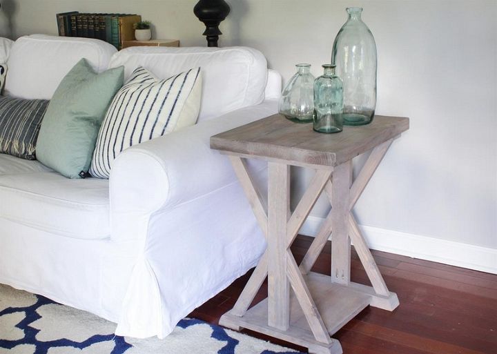 Farmhouse End Table