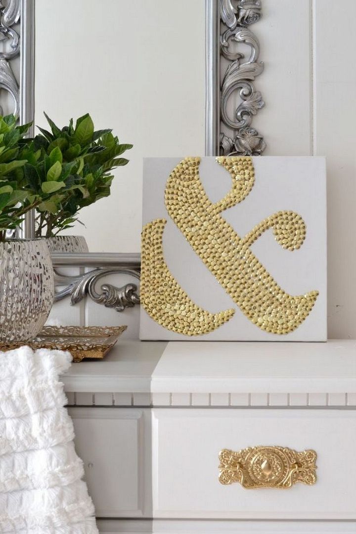 Make DIY Ampersand Art Using Thumbtacks