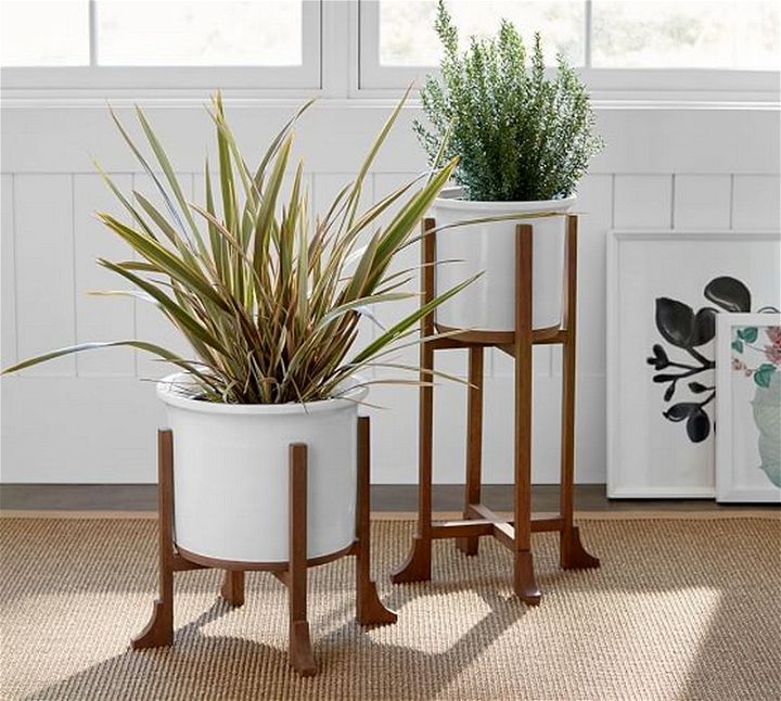 Pottery Barn Inspired DIY Planter Plant Stand