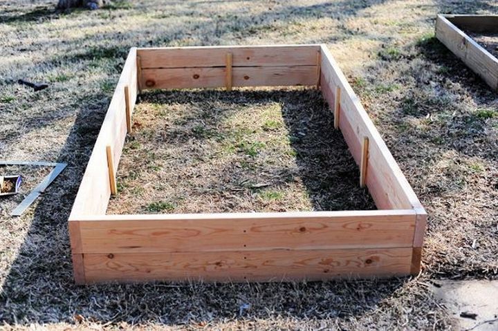 Build Your Own Raised Flower Vegetable Bed