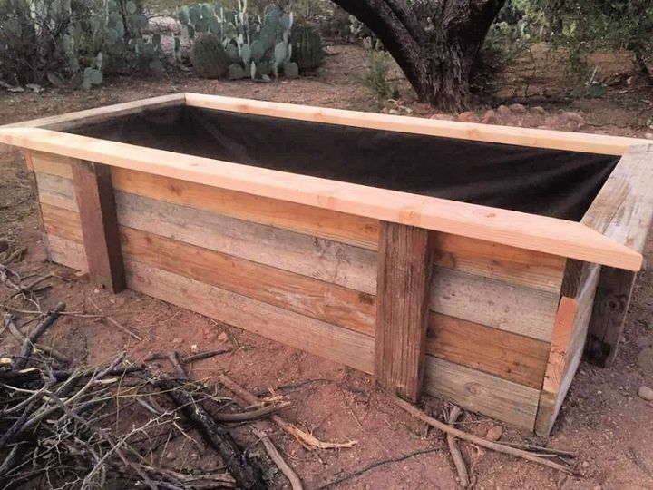 Building A Raised Garden Bed Cheaply