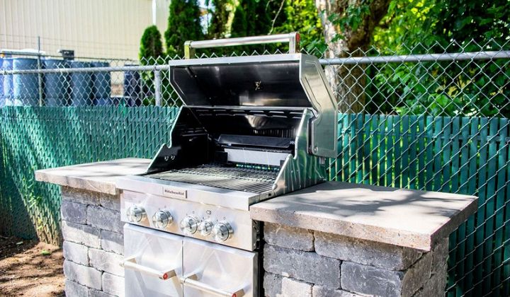 How to Build a Stone Grill Surround