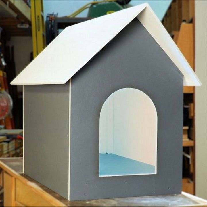 How to Make a DIY Dog House