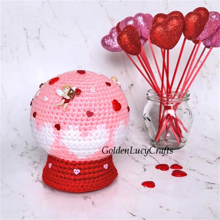 Crochet Valentines Day Snow Globe Amigurumi