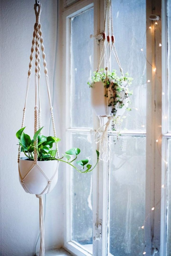 Easy Home DIY Macrame Plant Hanger Tutorial