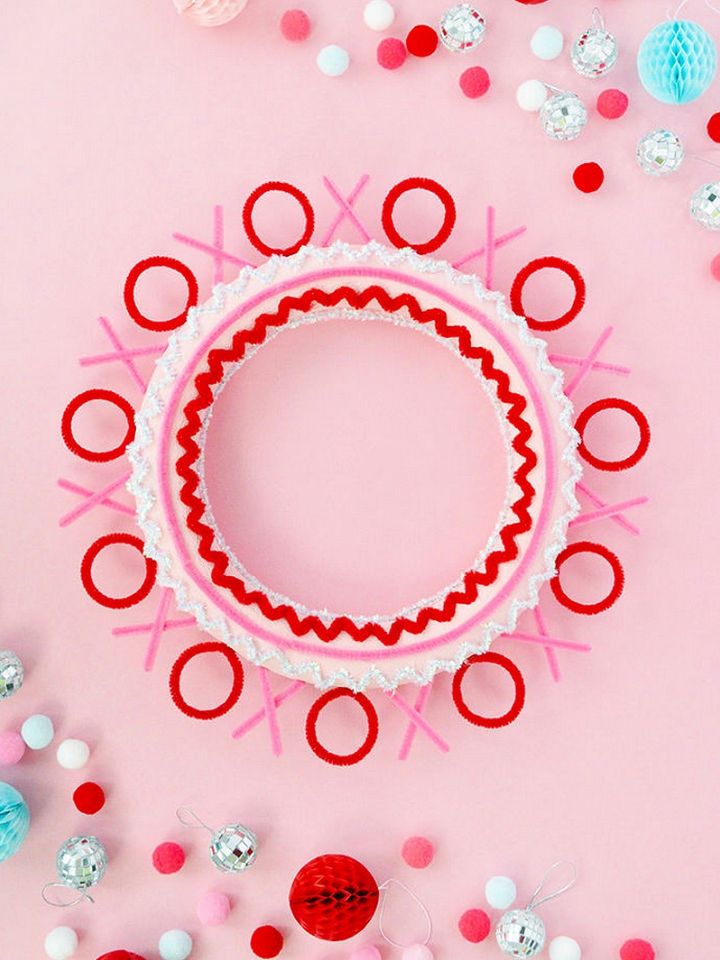 Pipe Cleaner Valentines Day Wreath
