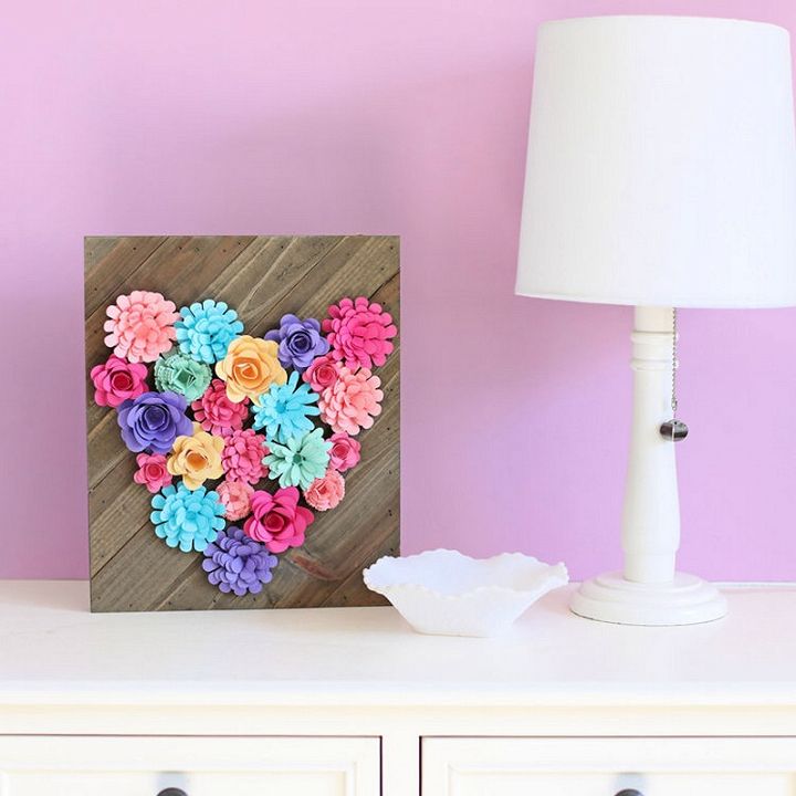 Rolled Paper Flower Sign