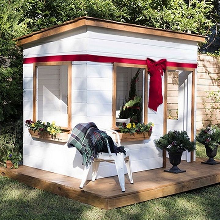 Build a DIY Playhouse