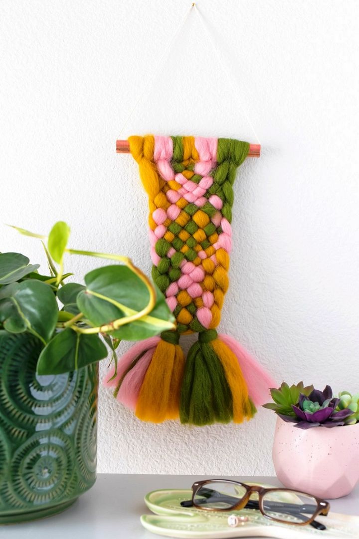 Easy Weaving 10 minute Wall Hanging DIY