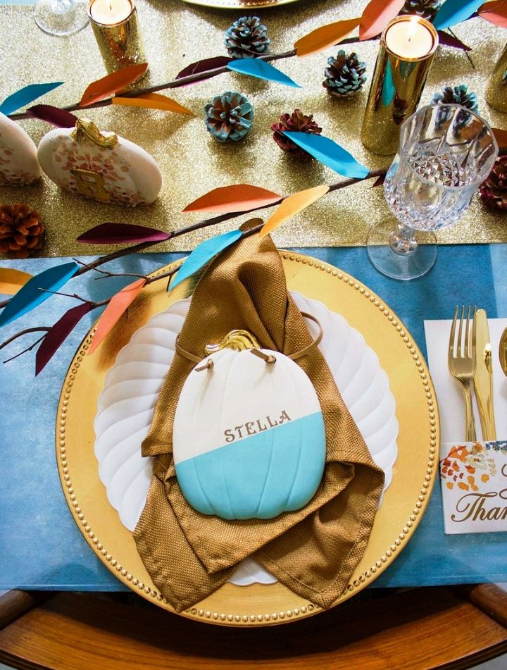 Modern Turquoise And Gold Thanksgiving Table Decor