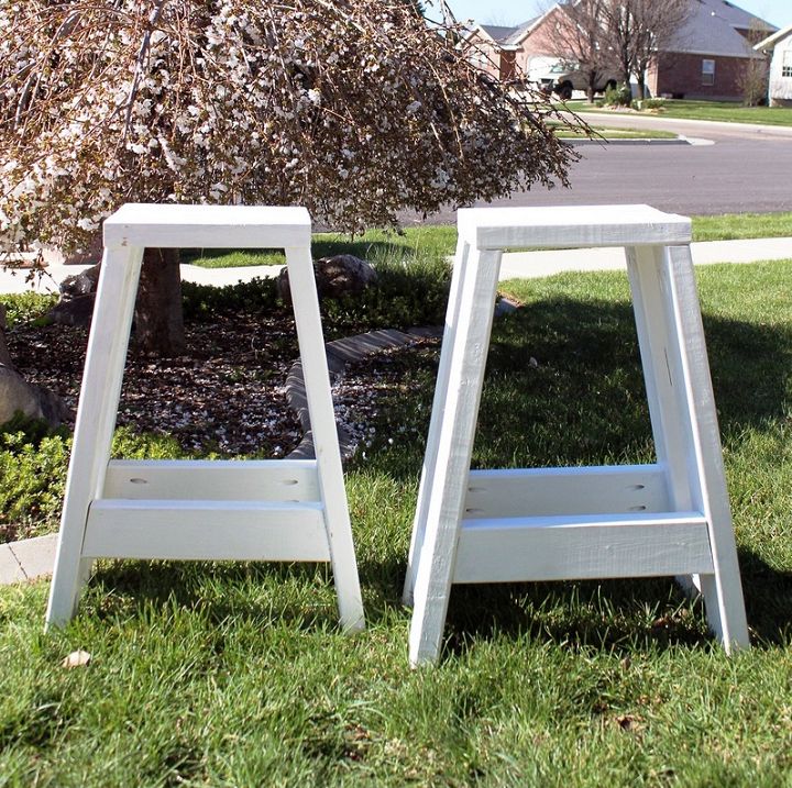 Build A Barstool Using Only 2x4s