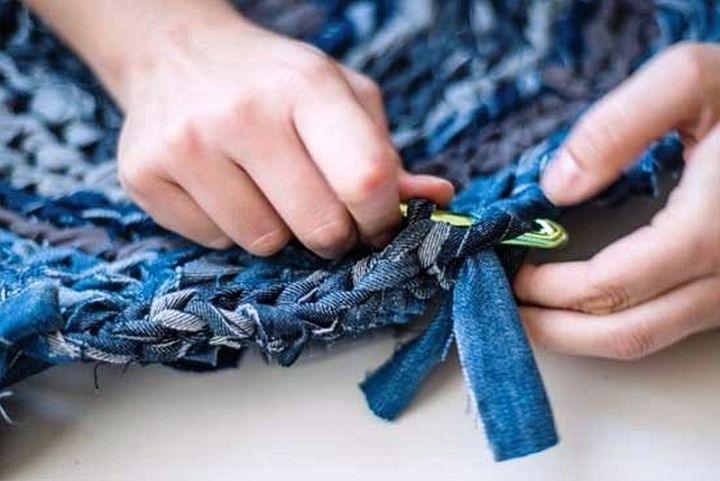 Crochet A Denim Rag Rug