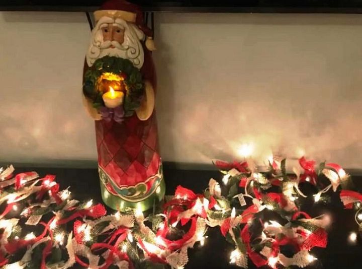 DIY Christmas Decorations How to Make Burlap Garland
