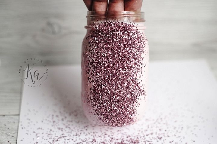 DIY Glitter Mason Jar Tutorial