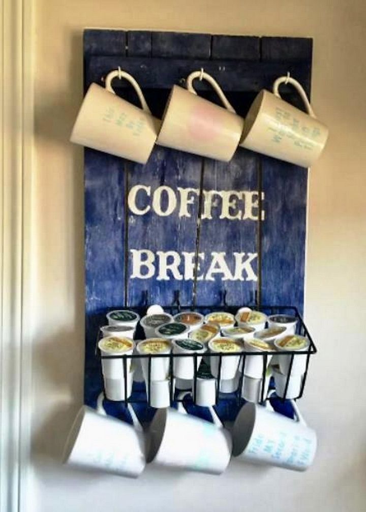 DIY Pallet Coffee Station