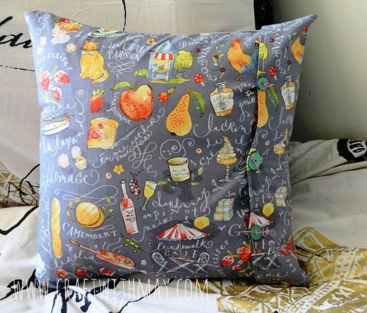 DIY Pillowcase With Button Accents