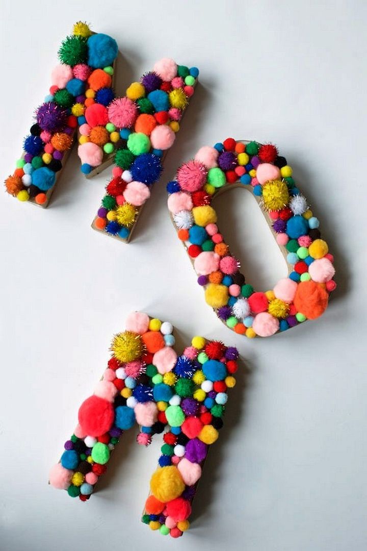 DIY Pom Pom Letters for MOM