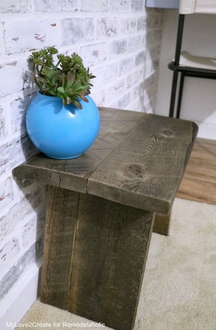 DIY Reclaimed Wood Stool With Plans