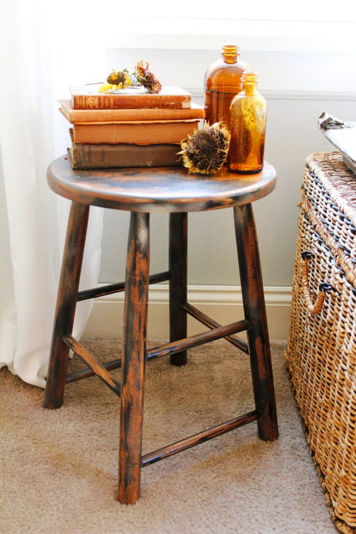 Easy DIY Stool Idea – Farmhouse Style