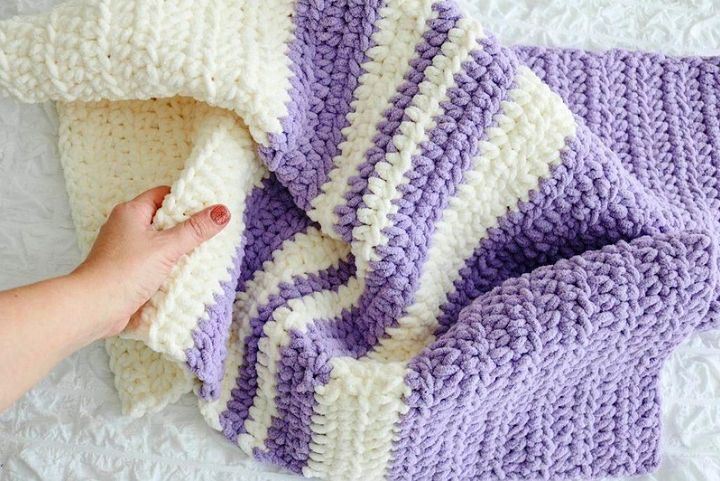Easy and Fast FREE Crochet Baby Blanket Pattern