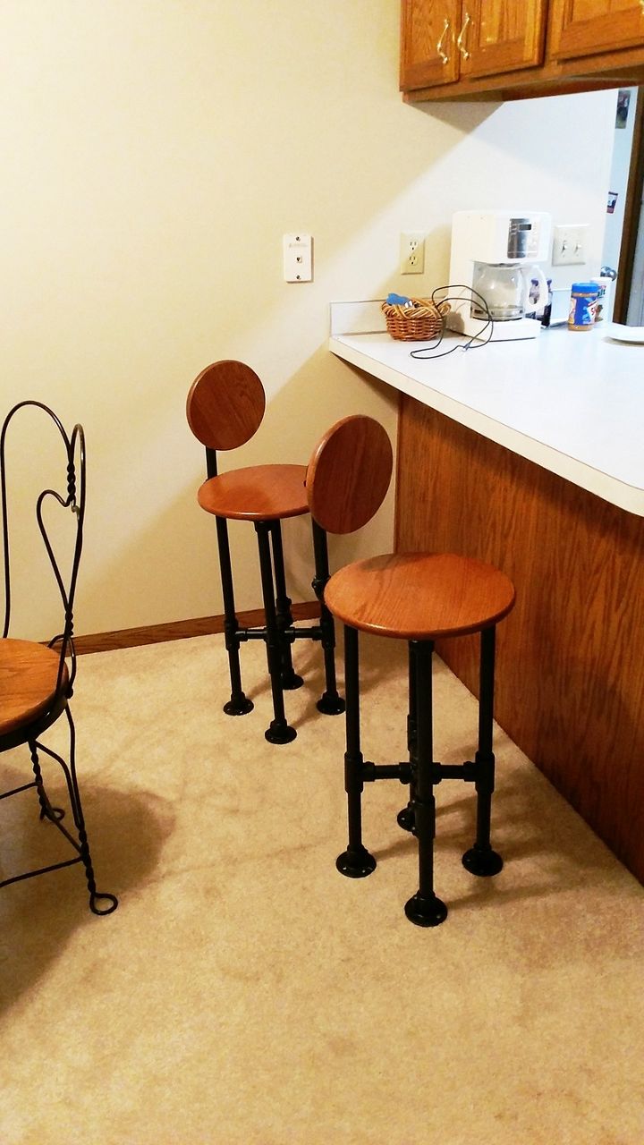 How To Build A Barstool With Pipe