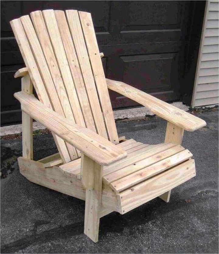 How to Build a Wooden Pallet Adirondack Chair