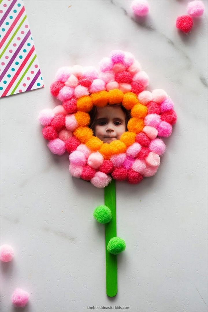 Pom Pom Flower Craft