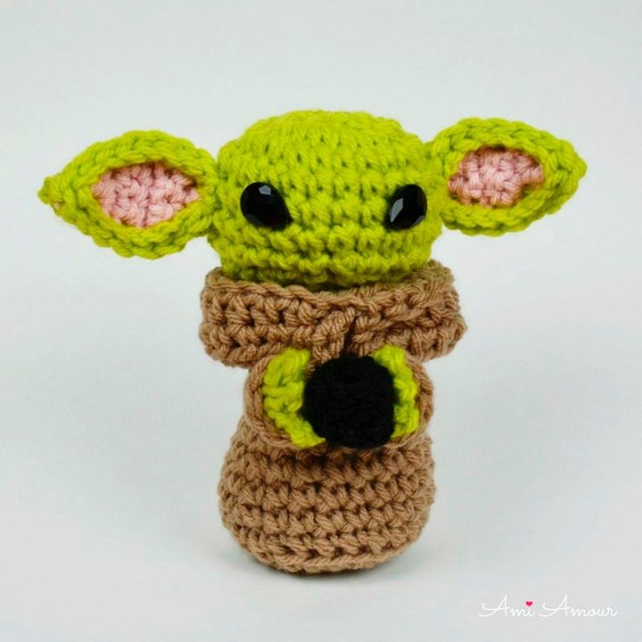 Baby Yoda Crochet – Amigurumi Pattern