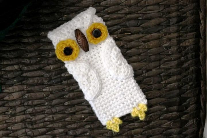 Crochet Hedwig Phone Cozy