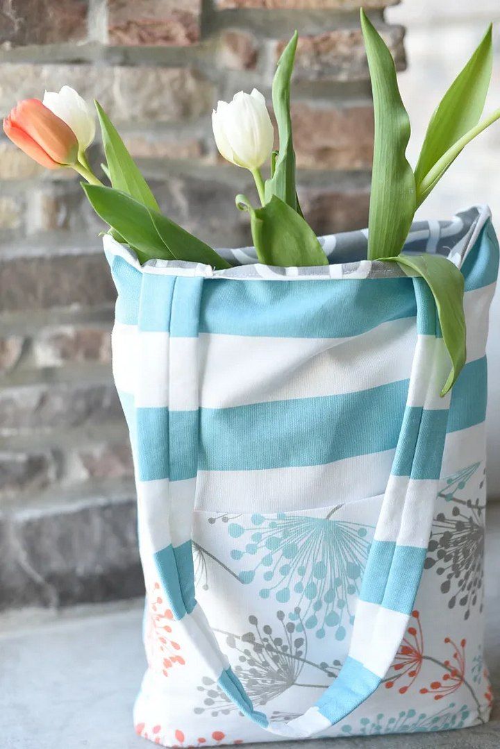 Cute Easy Tote Bag Pattern with a Pocket