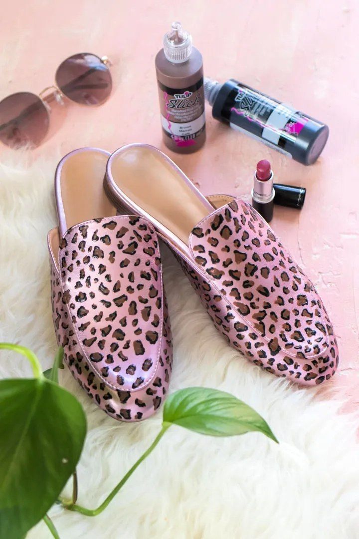 DIY Decorate Leopard Print Shoes