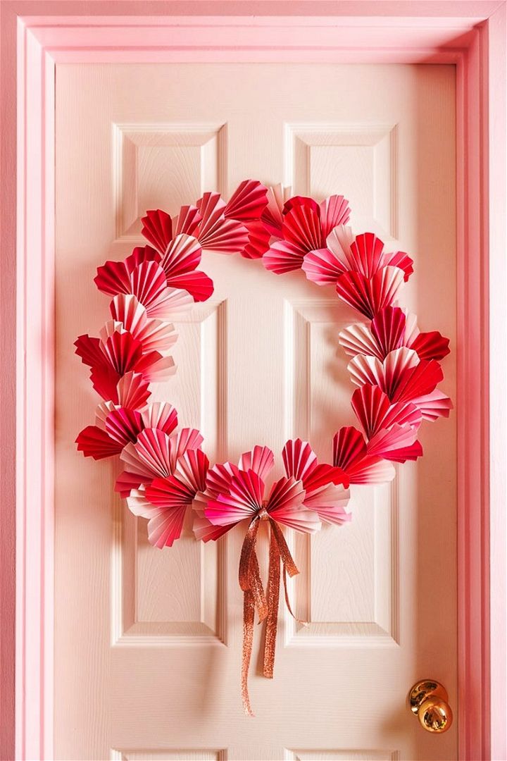 DIY Paper Heart Hanguing Wreath