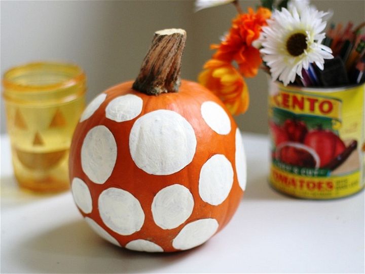 DIY Polka Dot Painted Pumpkin