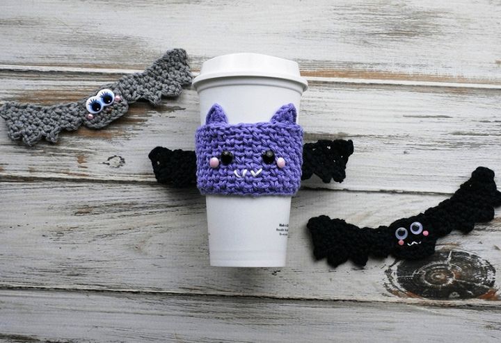 Halloween Crochet Bat Cup Cozy – Free Pattern
