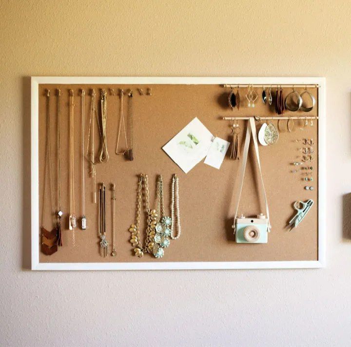 Jewelry Storage and Display Cork Board