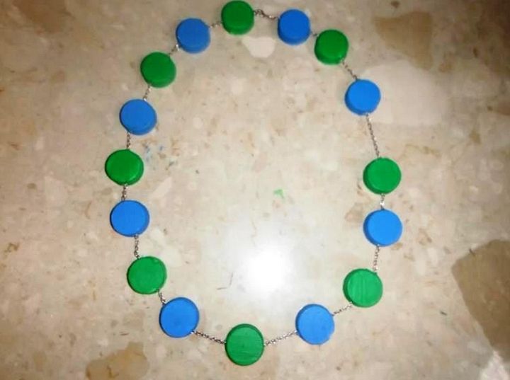 Make A Bottle Cap Necklace