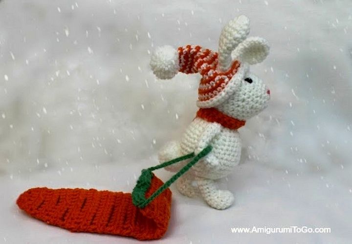 Winter Bunny Free Amigurumi Pattern