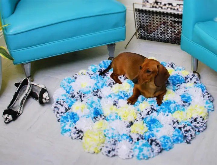 DIY Dyed Pompom Rug